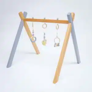 gimnasio de madera bebé
