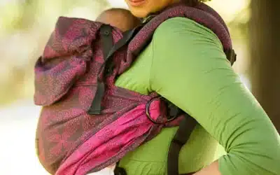 Mochilas Ergonómicas: ¿Qué Modelo Elegir para un Recién Nacido?